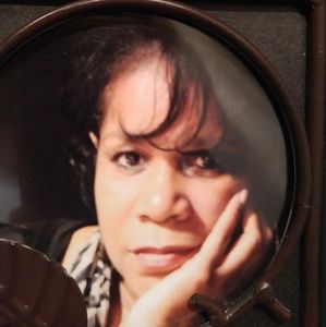 Meet your Posher, Christal